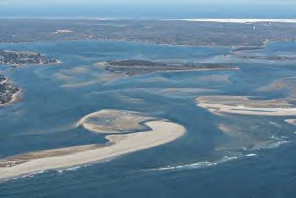 No description provided for: /2010/04-06/0407-north-beach-break/photo11.html