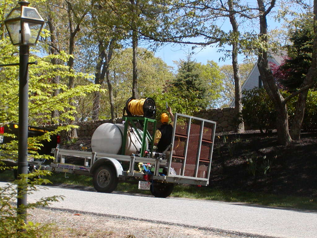 No description provided for: /2010/04-06/0507-poison/photo01.html