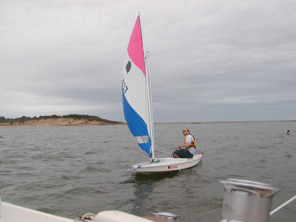 No description provided for: /2010/07-09/0816-sunfish/_3/photo44.html