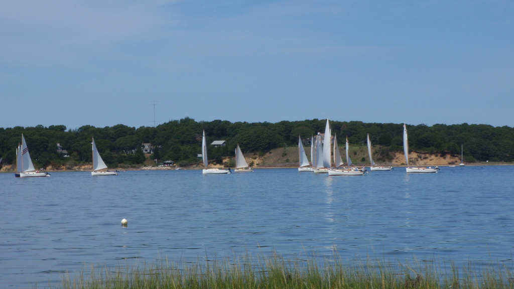 No description provided for: /2010/07-09/0821-cat-boats/_2/photo34.html