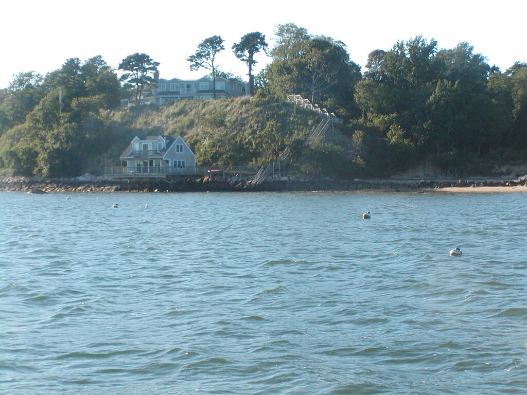 No description provided for: /2010/07-09/0906-more-twirlies/photo09.html