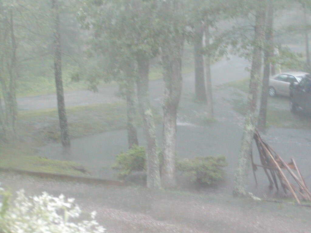 No description provided for: /2011/0708-flooding/photo04.html