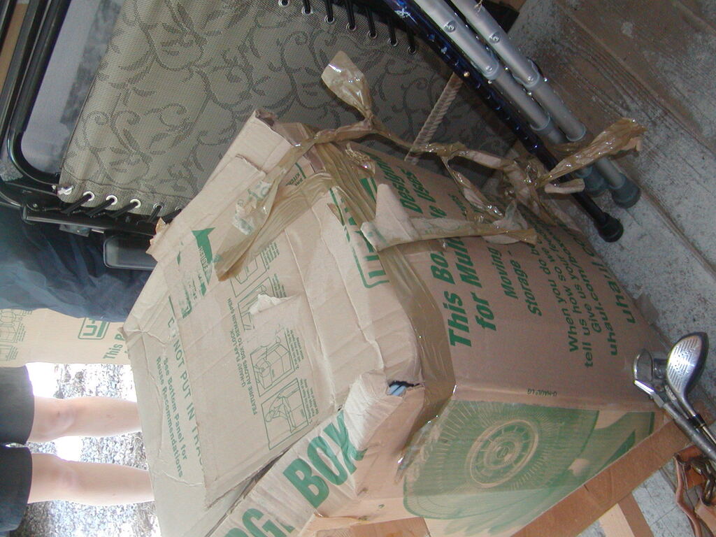 No description provided for: /2011/0710-moving-damage/photo06.html