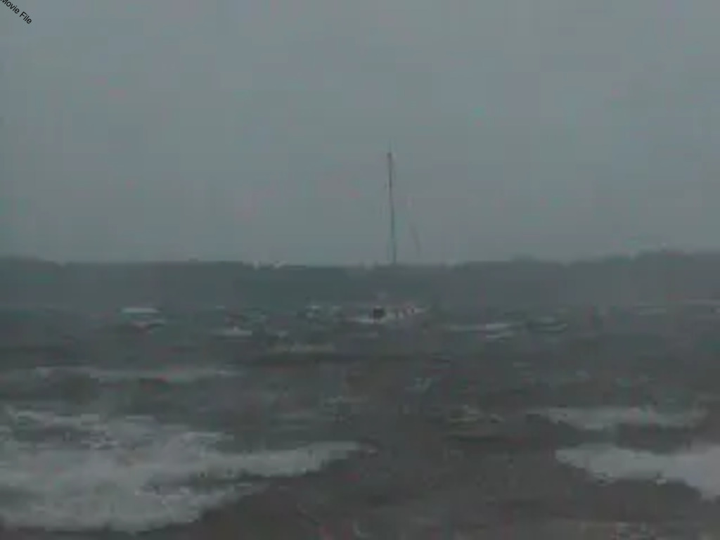 No description provided for: /2011/0828-irene-boats/movie08.html