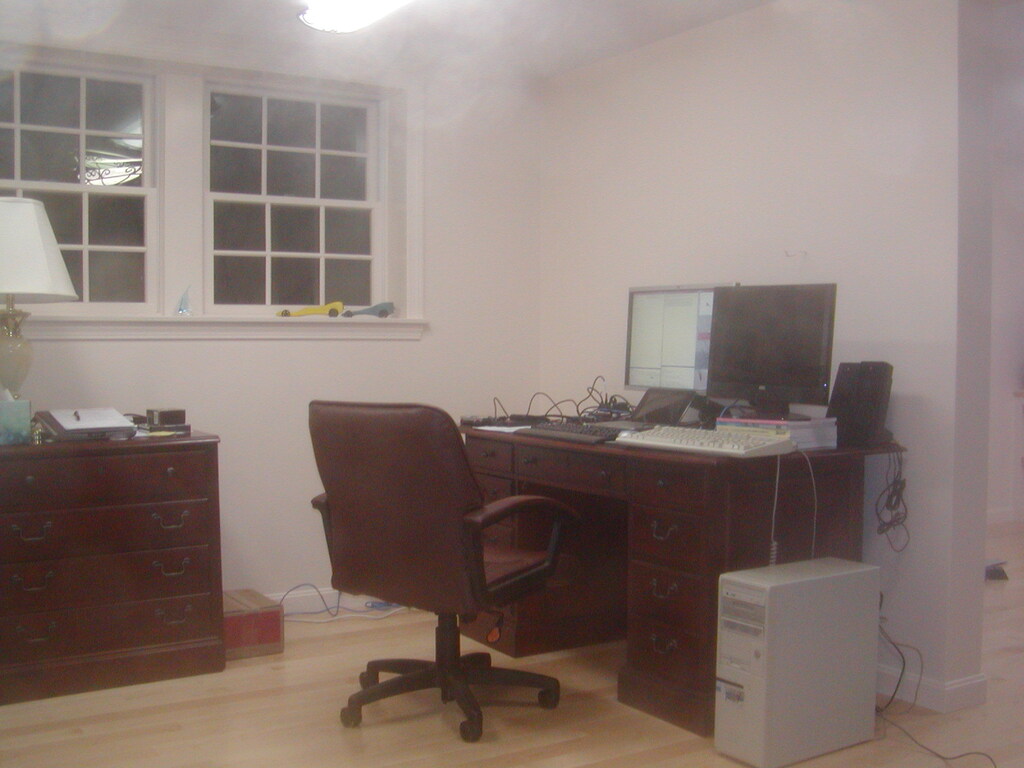 No description provided for: /2011/1009-new-office/photo07.html