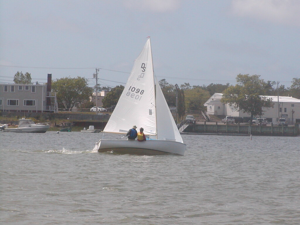 No description provided for: /2012/04-06/0617-fleet15/_1/photo04.html