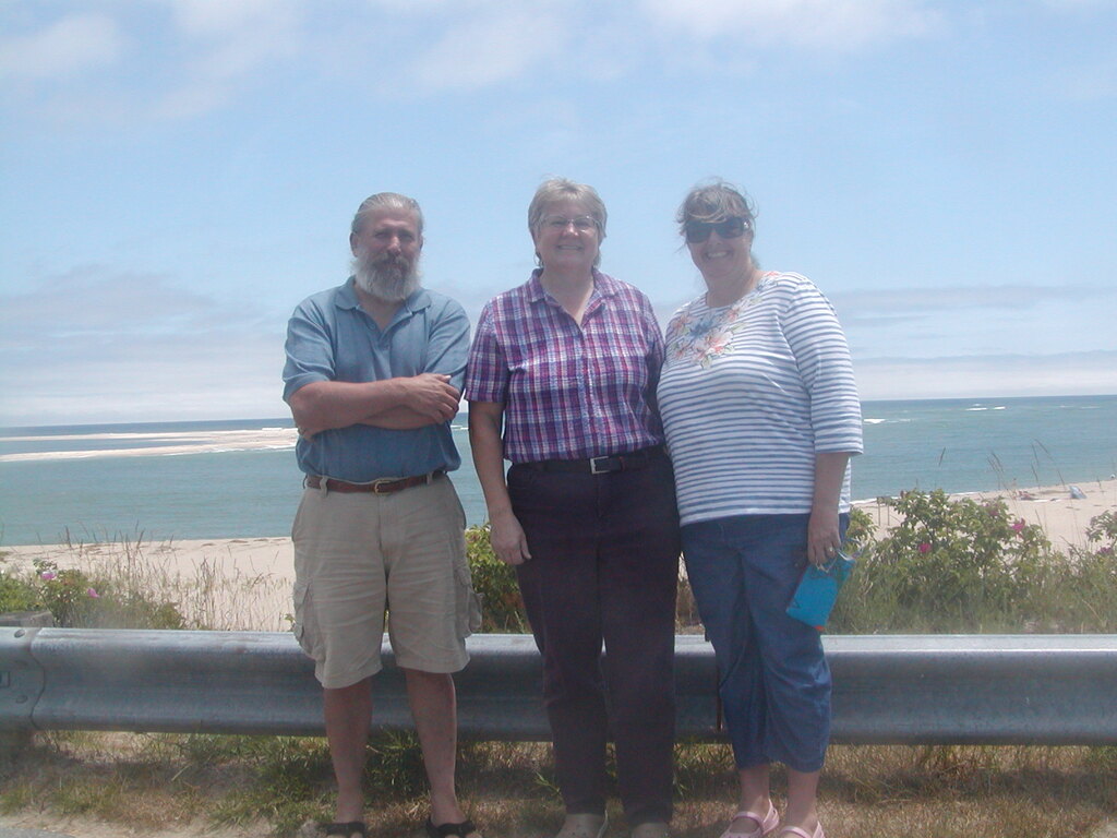 No description provided for: /2012/04-06/0619-leslievisit/photo08.html