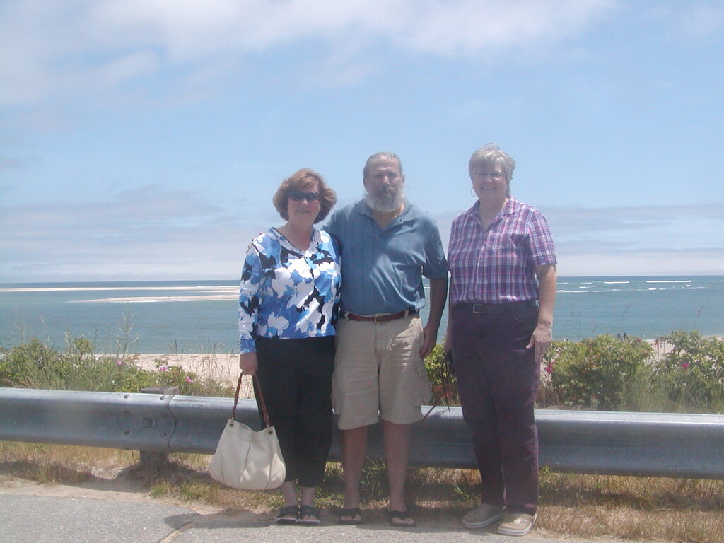 No description provided for: /2012/04-06/0619-leslievisit/photo09.html