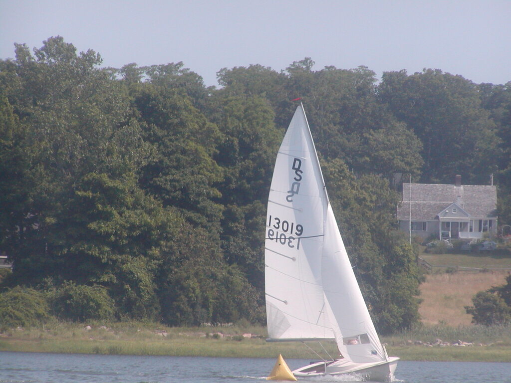 No description provided for: /2012/07-09/0701-fleet15/_1/photo10.html