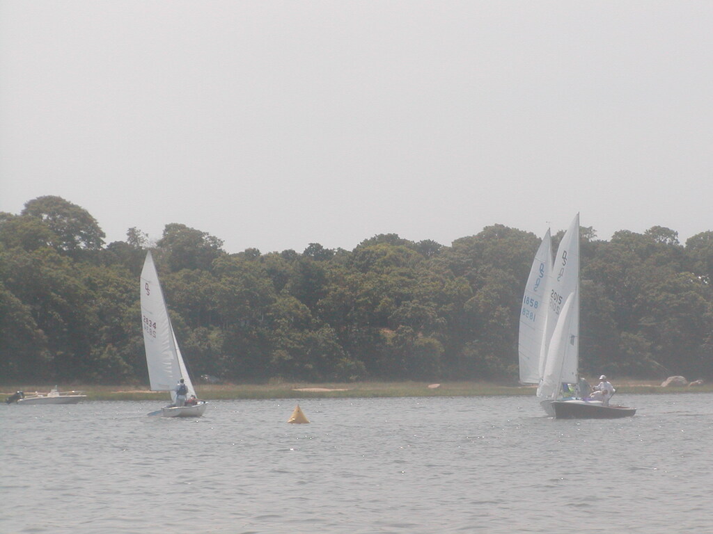 No description provided for: /2012/07-09/0715-oyc-regatta-race1/photo11.html