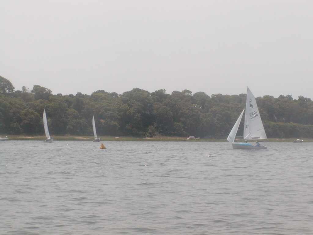 No description provided for: /2012/07-09/0715-oyc-regatta-race1/photo15.html