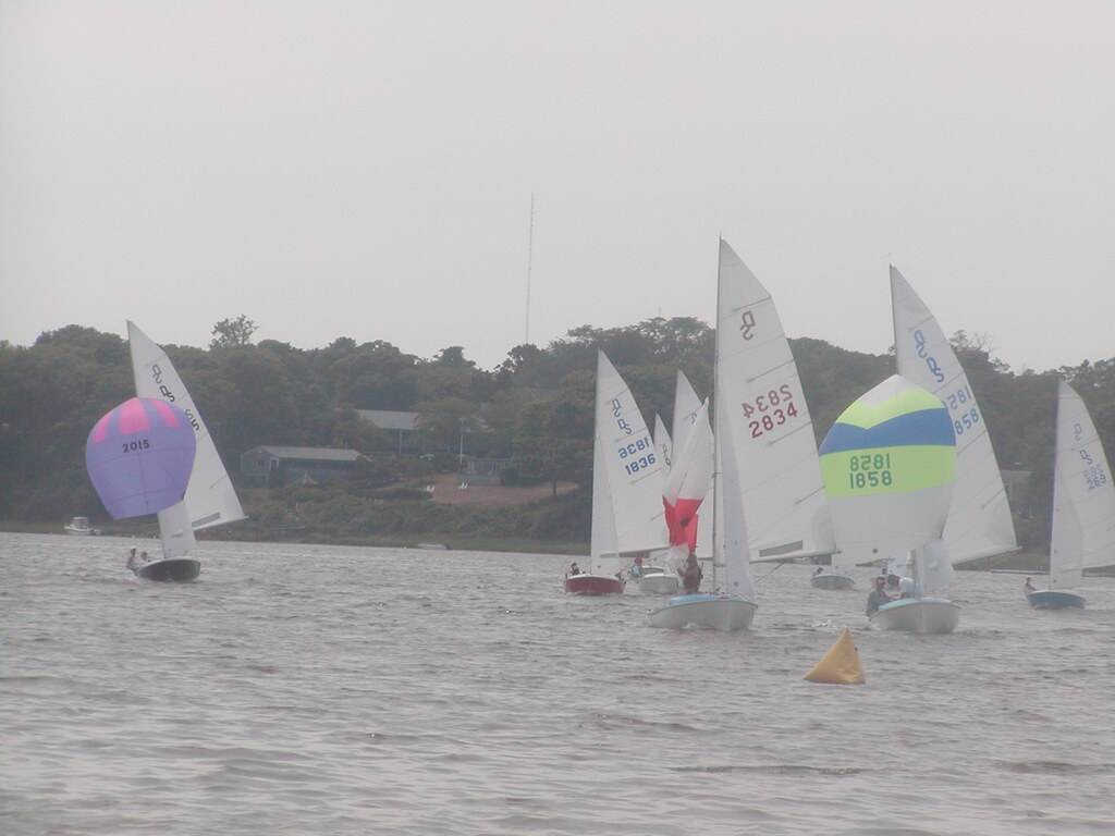 No description provided for: /2012/07-09/0715-oyc-regatta-race2/_1/photo06.html