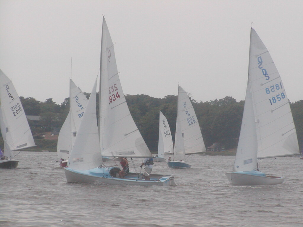 No description provided for: /2012/07-09/0715-oyc-regatta-race2/_1/photo07.html