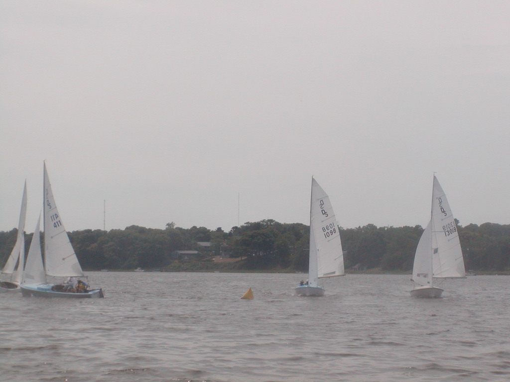 No description provided for: /2012/07-09/0715-oyc-regatta-race2/_1/photo13.html