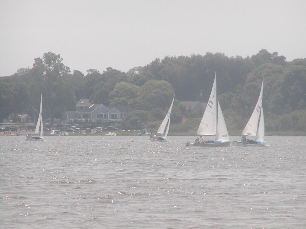 No description provided for: /2012/07-09/0715-oyc-regatta-race2/_1/photo20.html