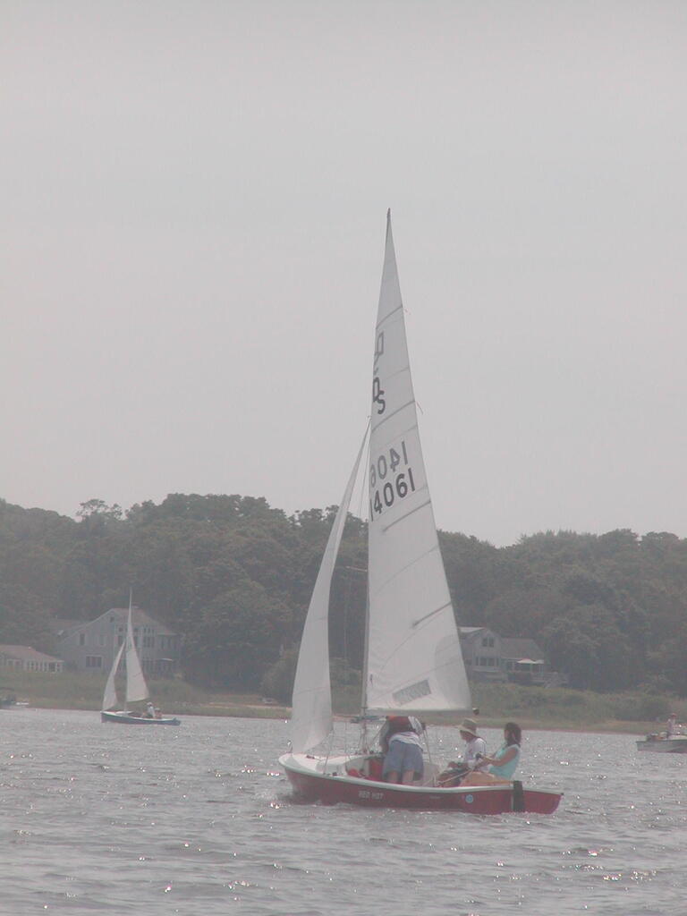 No description provided for: /2012/07-09/0715-oyc-regatta-race2/_2/photo45.html