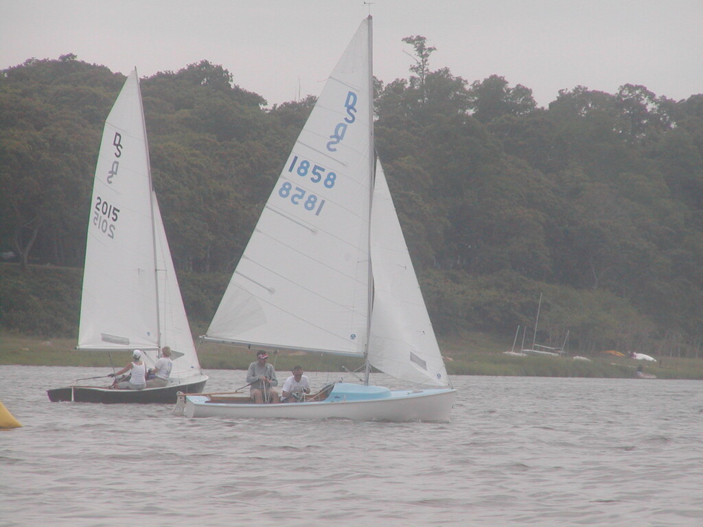 No description provided for: /2012/07-09/0715-oyc-regatta-race3/photo09.html