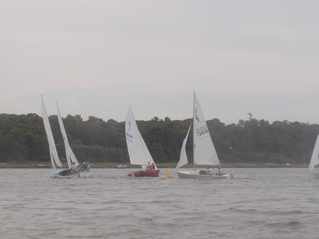 No description provided for: /2012/07-09/0715-oyc-regatta-race3/photo13.html