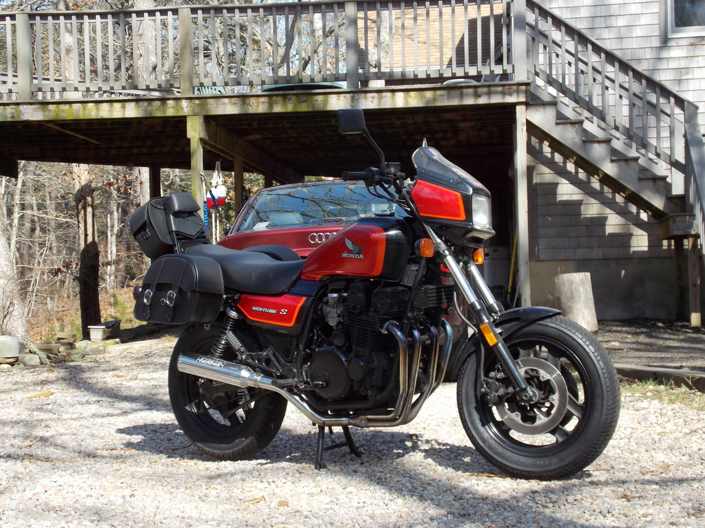 No description provided for: /2013/04-06/0413-nighthawk/photo02.html