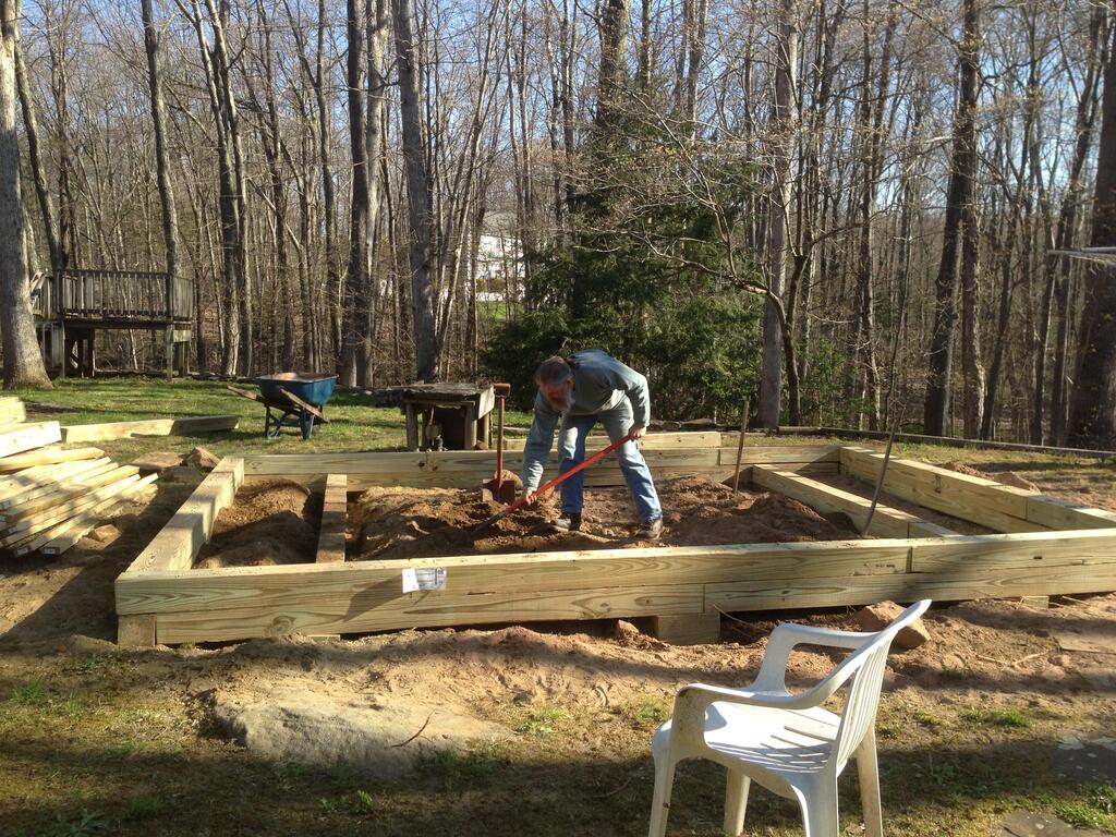 No description provided for: /2013/04-06/0427-joans-garden/photo01.html