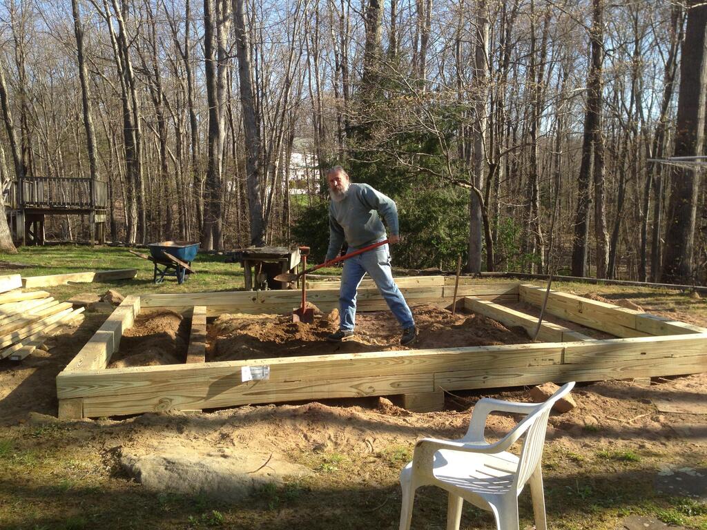 No description provided for: /2013/04-06/0427-joans-garden/photo03.html