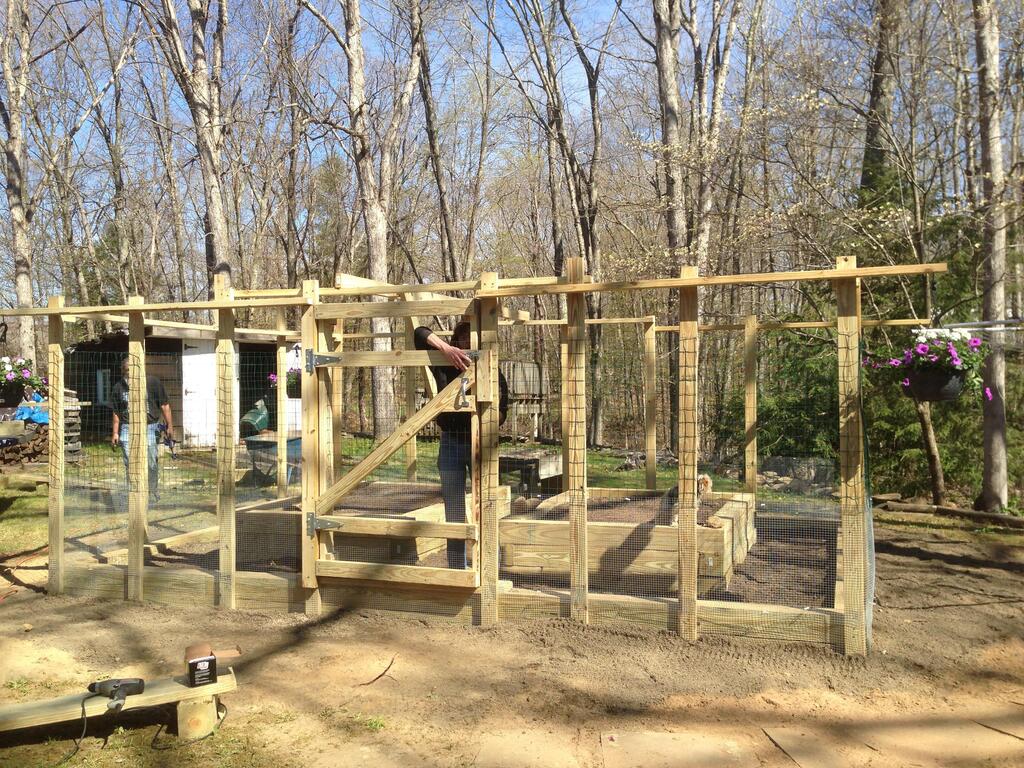 No description provided for: /2013/04-06/0430-joans-garden/photo09.html