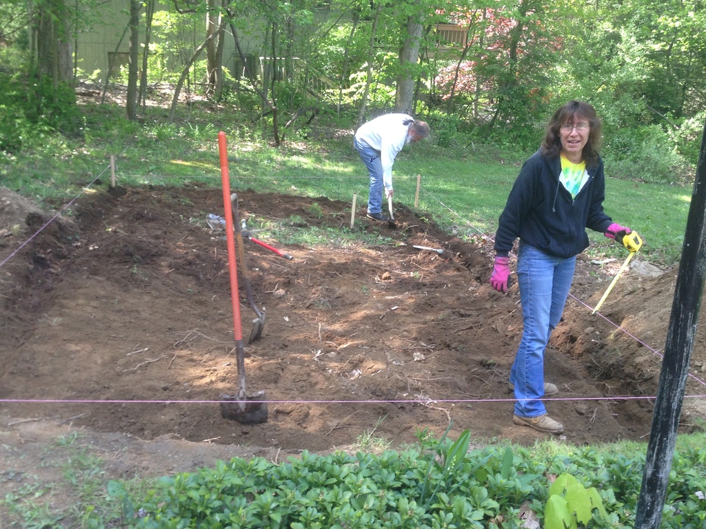 No description provided for: /2013/04-06/0513-peggy-garden/photo05.html