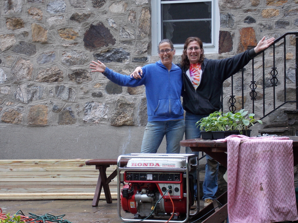 No description provided for: /2013/04-06/0519-peggy-garden/photo05.html