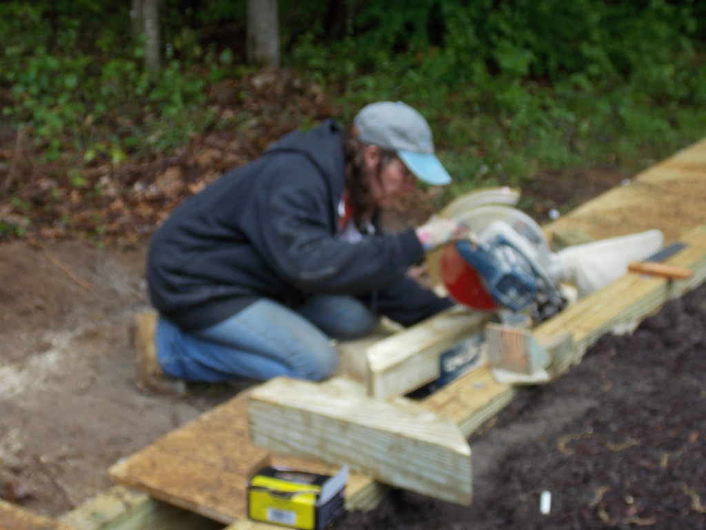 No description provided for: /2013/04-06/0519-peggy-garden/photo07.html