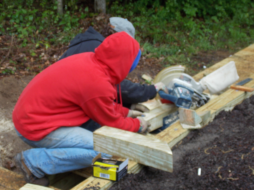 No description provided for: /2013/04-06/0519-peggy-garden/photo08.html