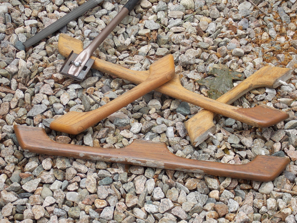 No description provided for: /2013/07-09/0723-scraping-handrails/photo01.html