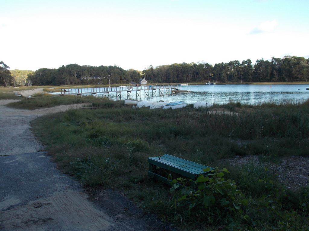 No description provided for: /2013/07-09/0926-quanset-pond/photo01.html