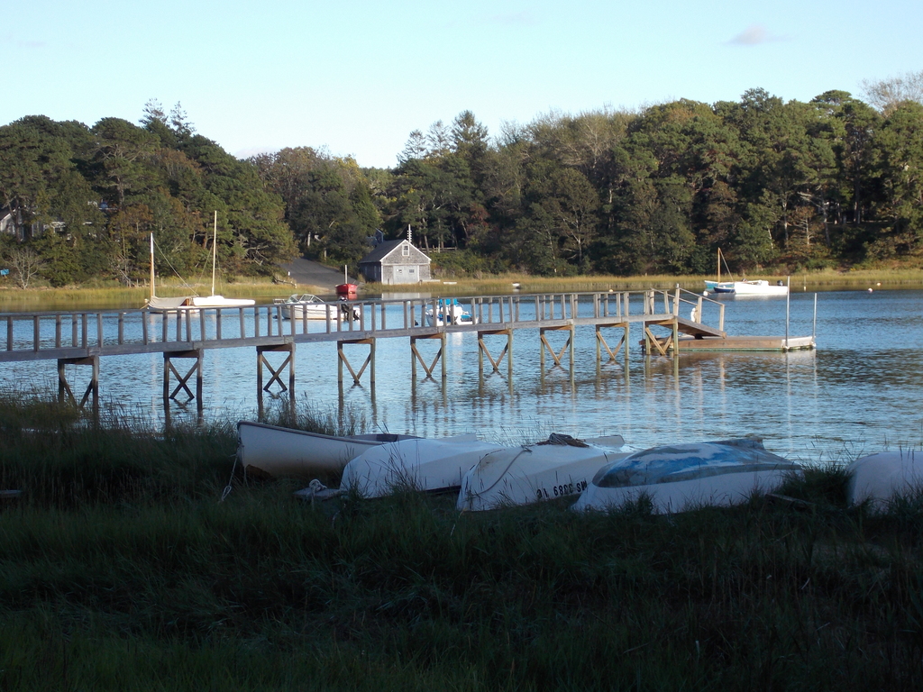 No description provided for: /2013/07-09/0926-quanset-pond/photo03.html