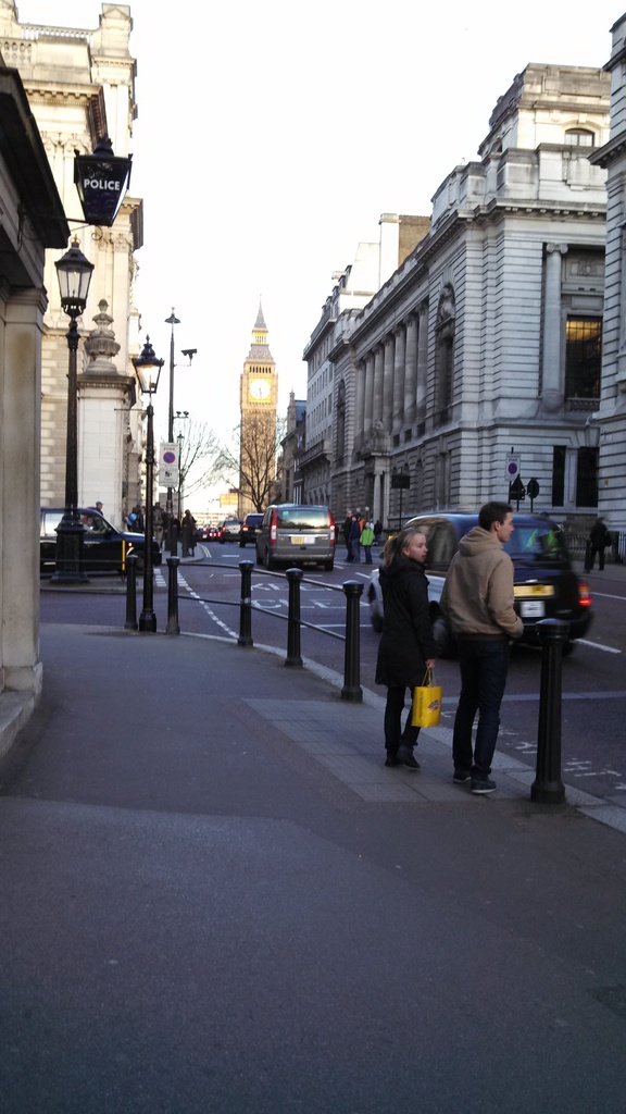 No description provided for: /2014/0307-london-shan/_1/photo17.html