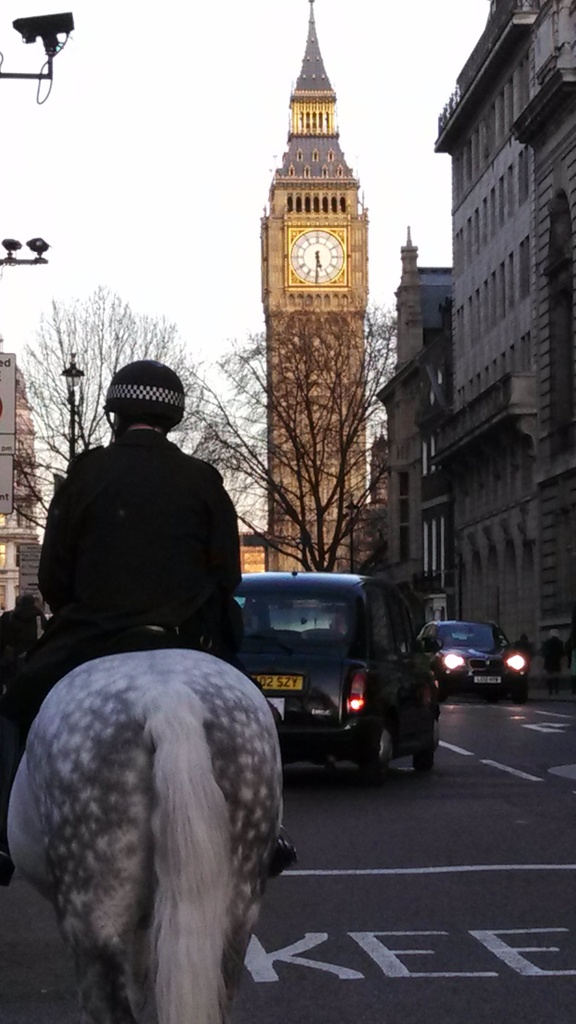 No description provided for: /2014/0307-london-shan/_2/photo19.html