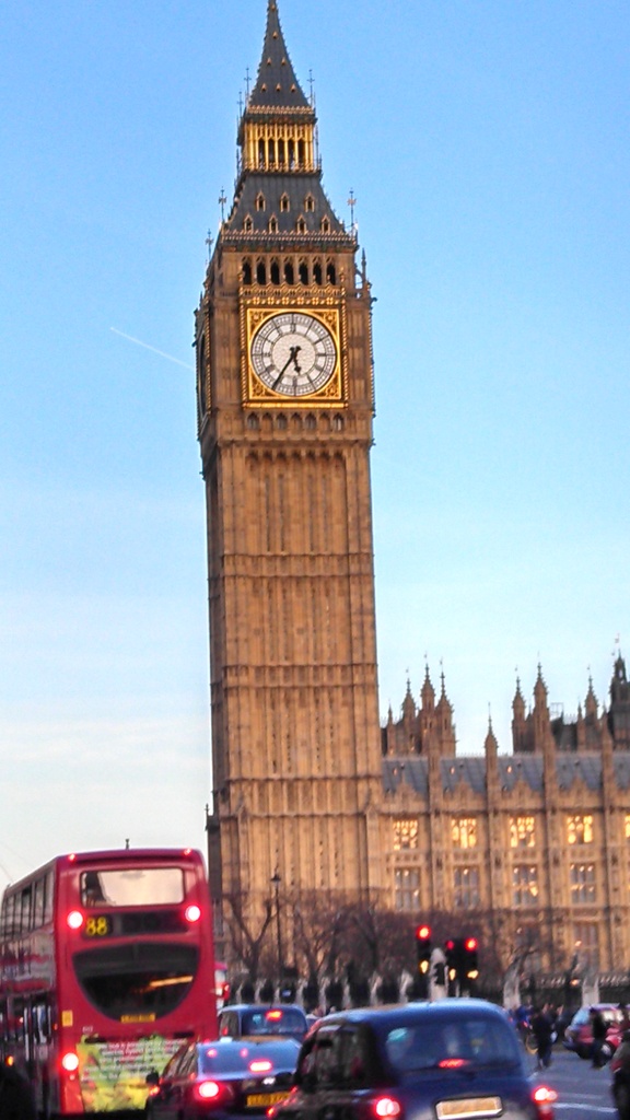 No description provided for: /2014/0307-london-shan/_2/photo21.html