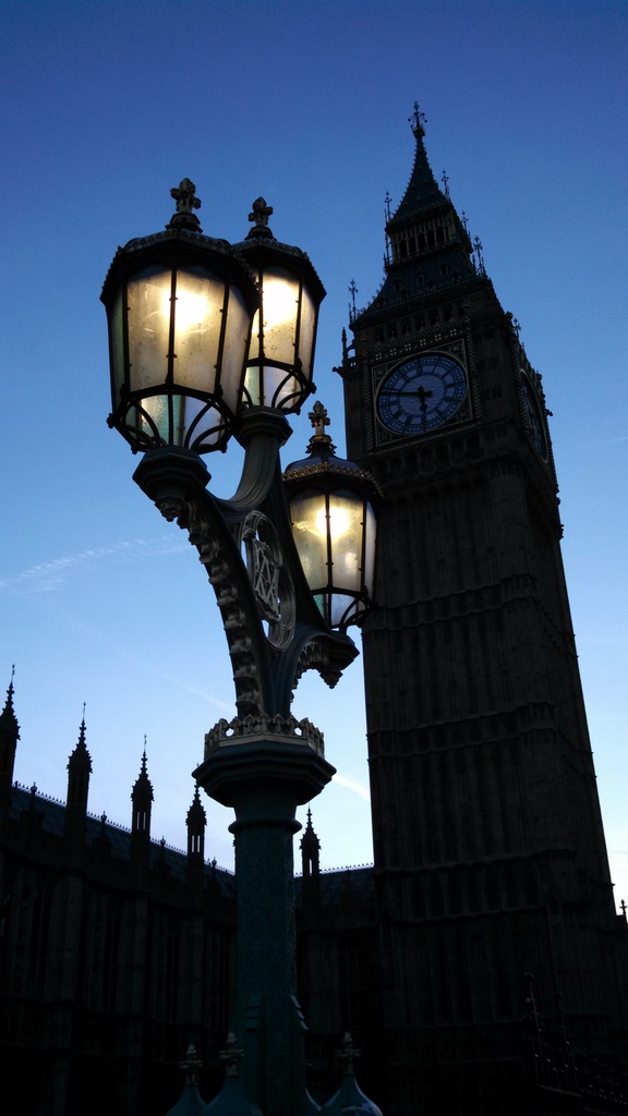 No description provided for: /2014/0307-london-shan/_2/photo26.html