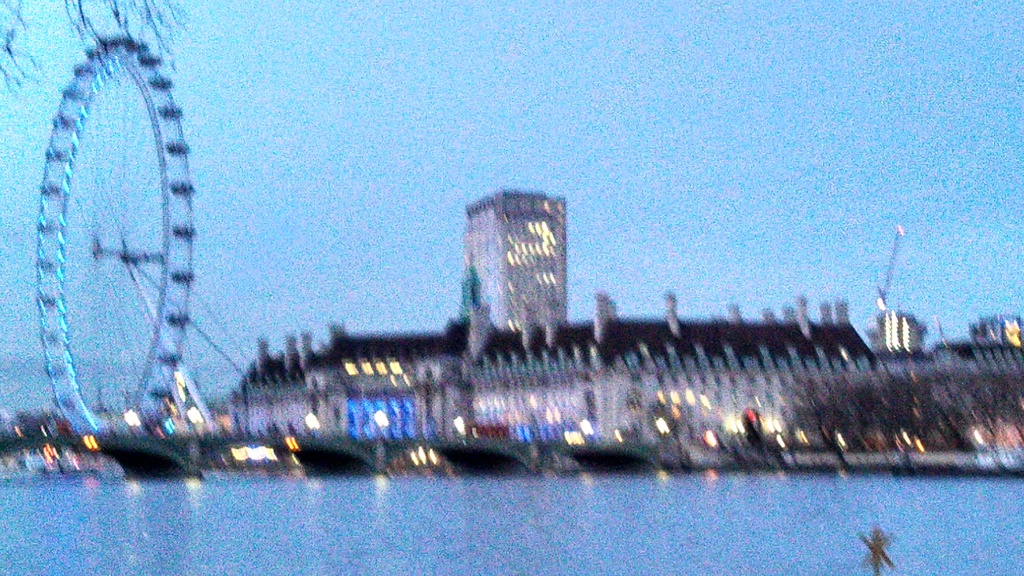 No description provided for: /2014/0307-london-shan/_2/photo31.html