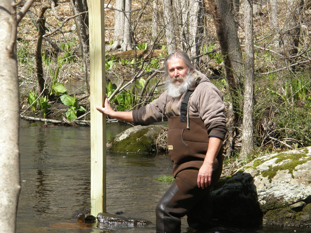 No description provided for: /2014/0417-duck-box-posts/photo11.html