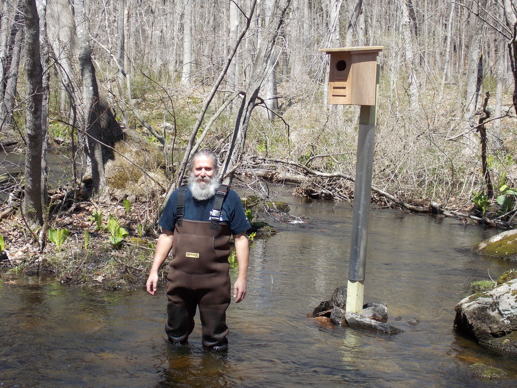 No description provided for: /2014/0419-duck-boxes/photo13.html