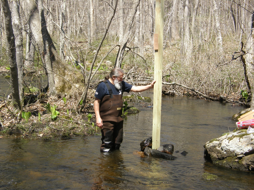 No description provided for: /2014/0419-more-duck-boxes/_1/photo07.html