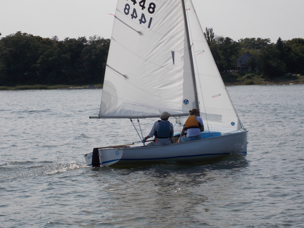 No description provided for: /2014/0810-fleet15-championship/_2/photo19.html