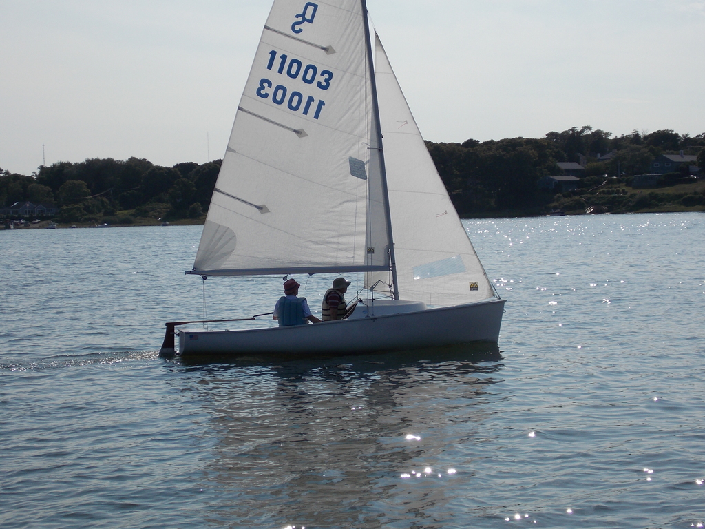 No description provided for: /2014/0810-fleet15-championship/_2/photo26.html