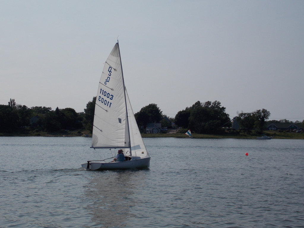 No description provided for: /2014/0810-fleet15-championship/_2/photo27.html