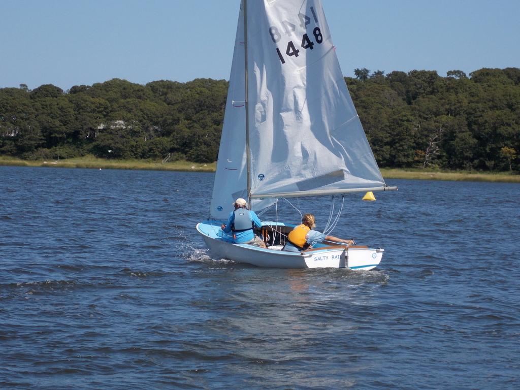 No description provided for: /2014/0824-old-lady-race/_2/photo29.html