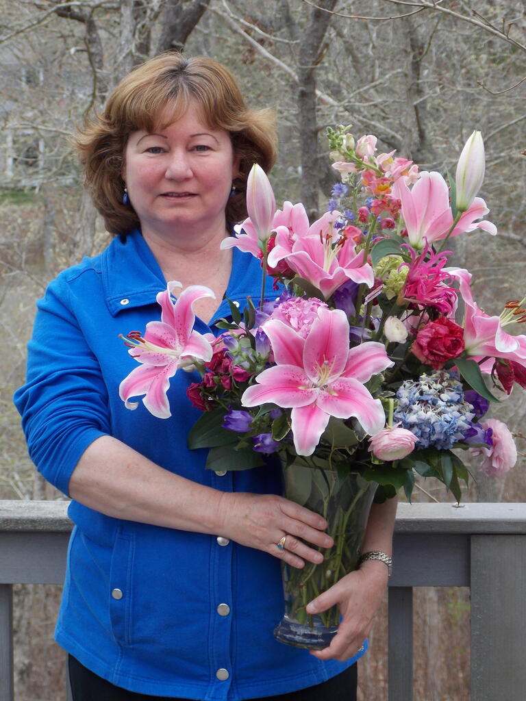 No description provided for: /2015/04-06/0509-joan-flowers/photo02.html