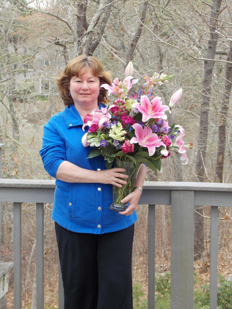 No description provided for: /2015/04-06/0509-joan-flowers/photo04.html