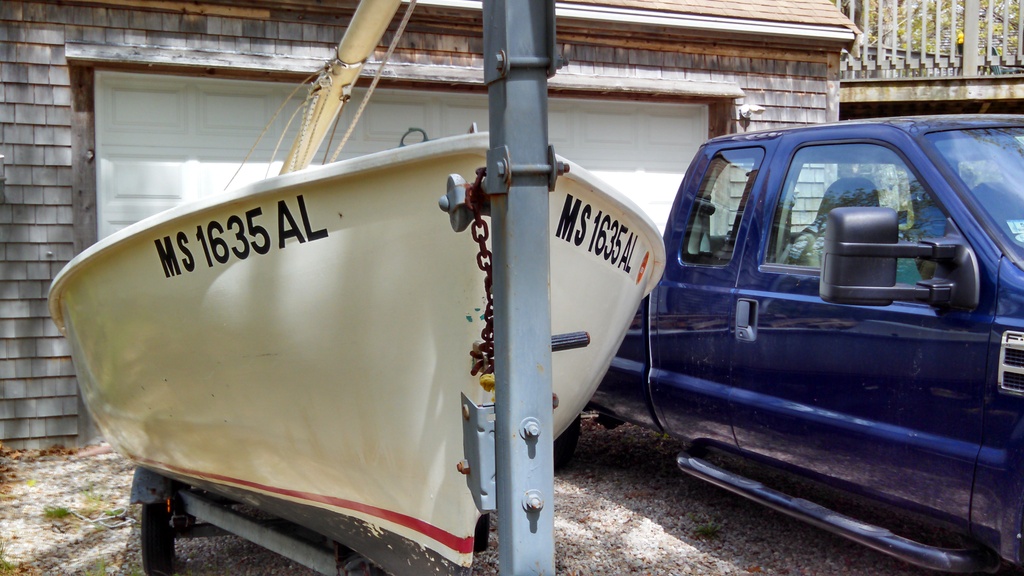 No description provided for: /2015/04-06/0520-daysailer-id/photo06.html