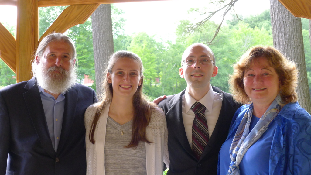 No description provided for: /2015/04-06/0621-erin+mike-jim-photos/_2/photo039.html