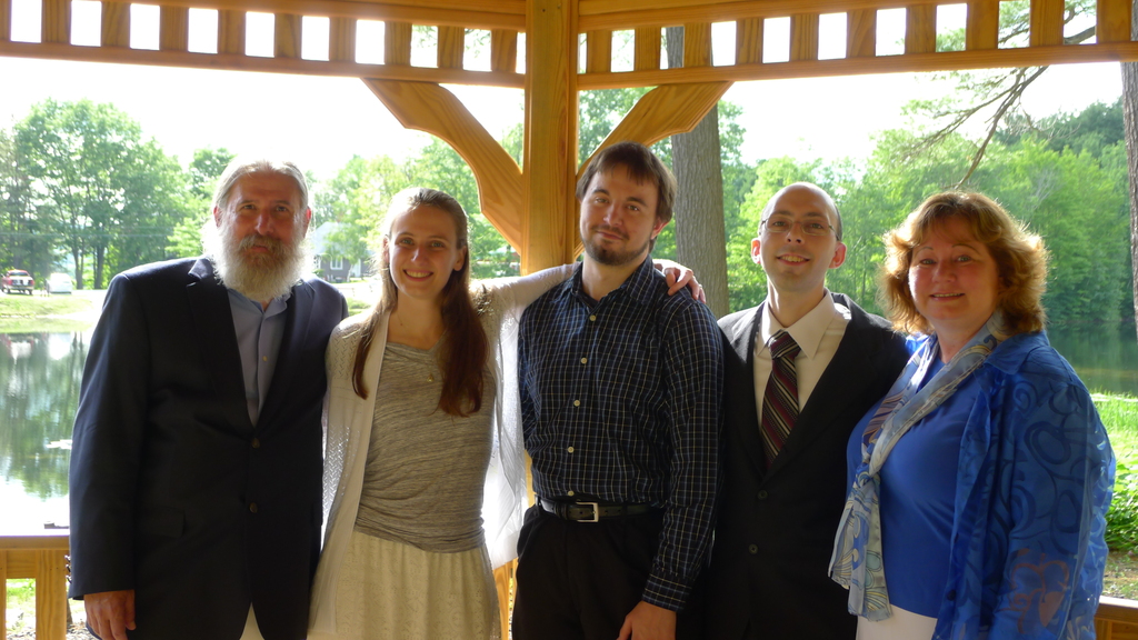 No description provided for: /2015/04-06/0621-erin+mike-jim-photos/_2/photo040.html